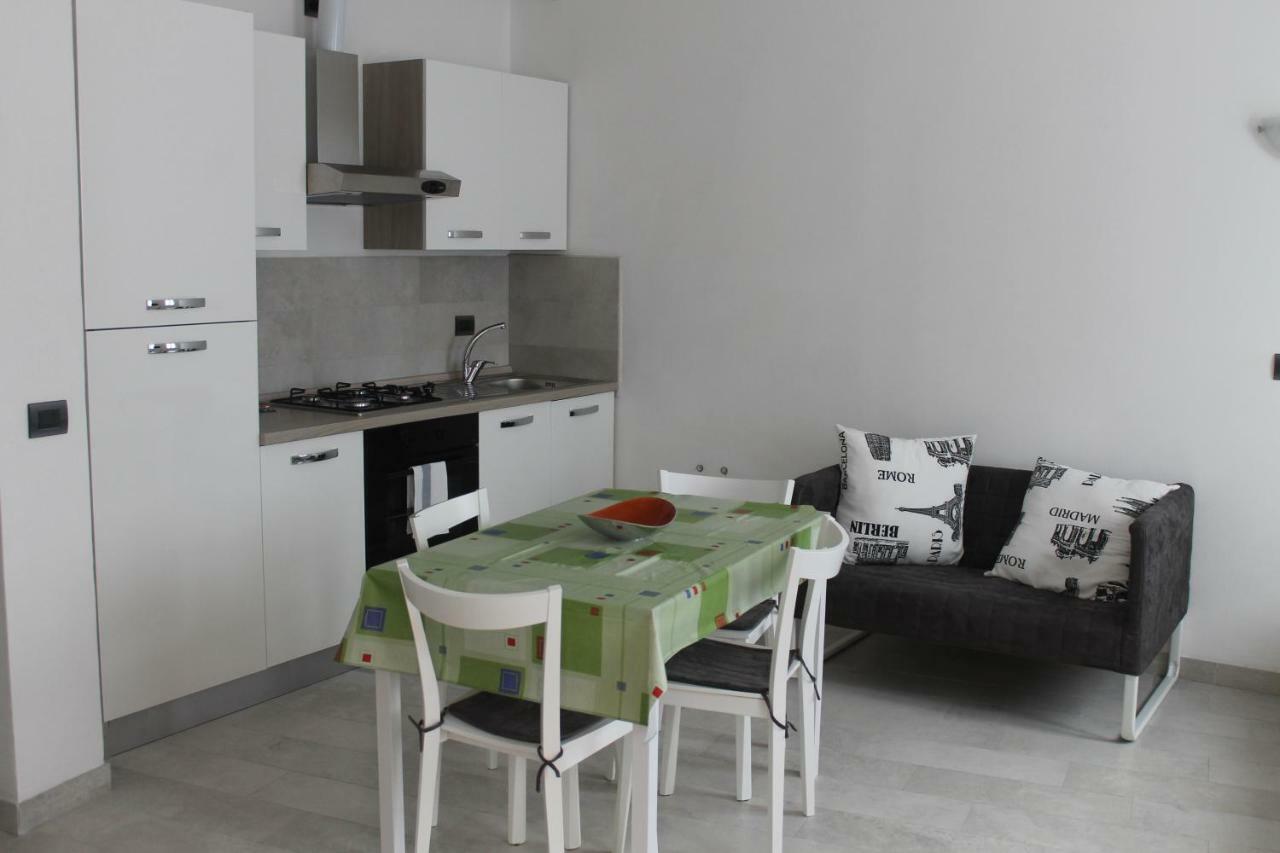 Casa Stefania Apartment Mandello del Lario Luaran gambar