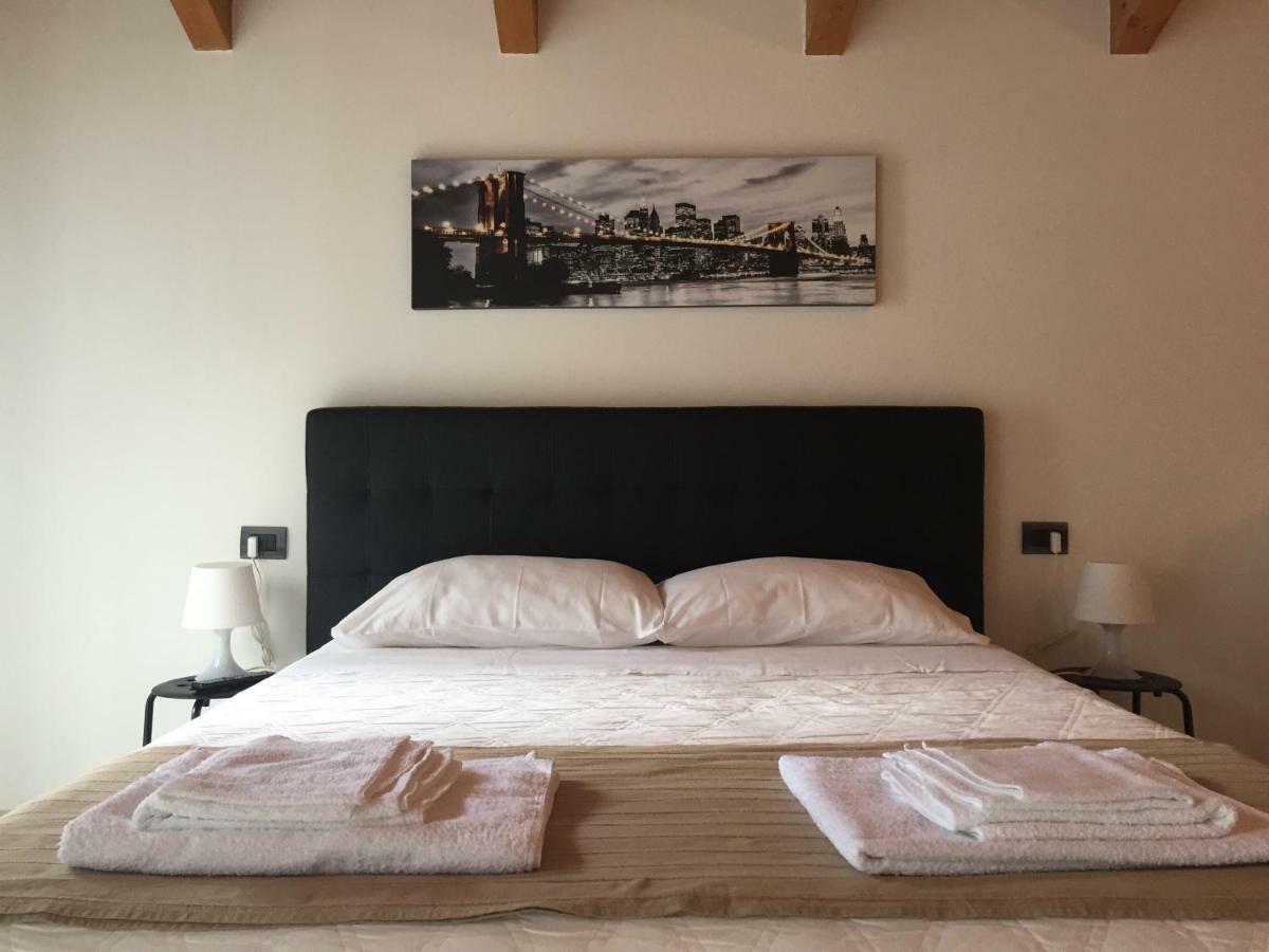 Casa Stefania Apartment Mandello del Lario Luaran gambar
